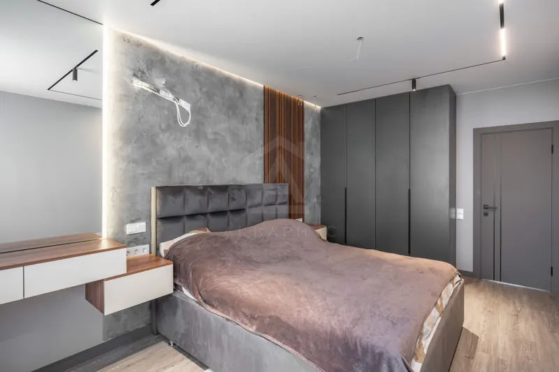 Спальня — Ремонт двухкомнатной квартиры, 73 м²
