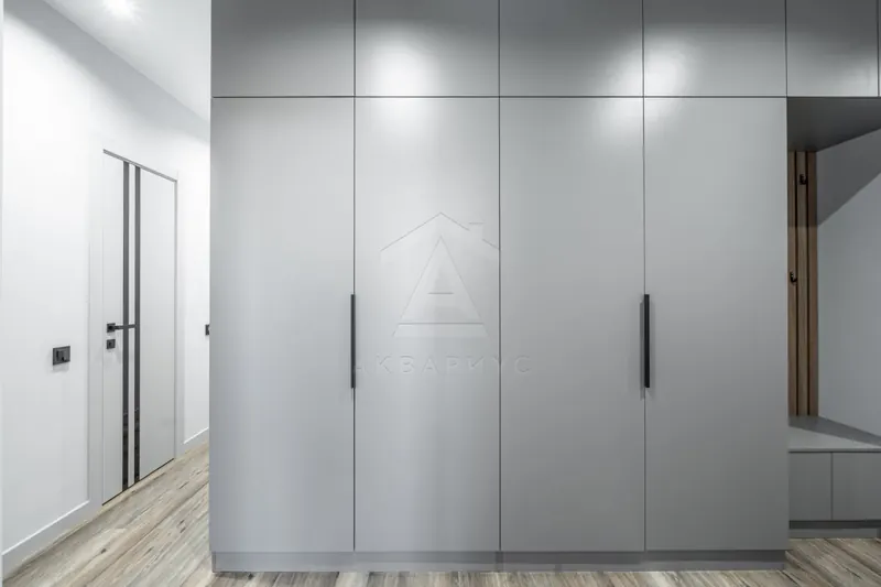 Прихожая — Ремонт трёхкомнатной квартиры, 74 м²